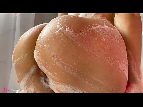 ❤️ Brunette Masturbates Pus karo Vibrator kanggo Intens Orgasme ing Shower ️ Seks kualitas ing kita  ﹏